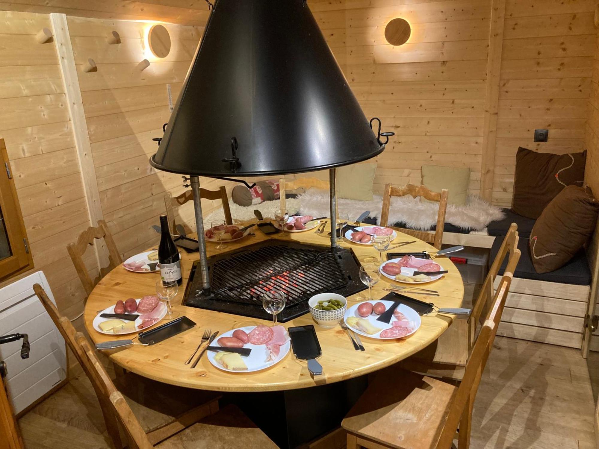 L'echo Des Vue Montagne Centre Village Sauna & Grill