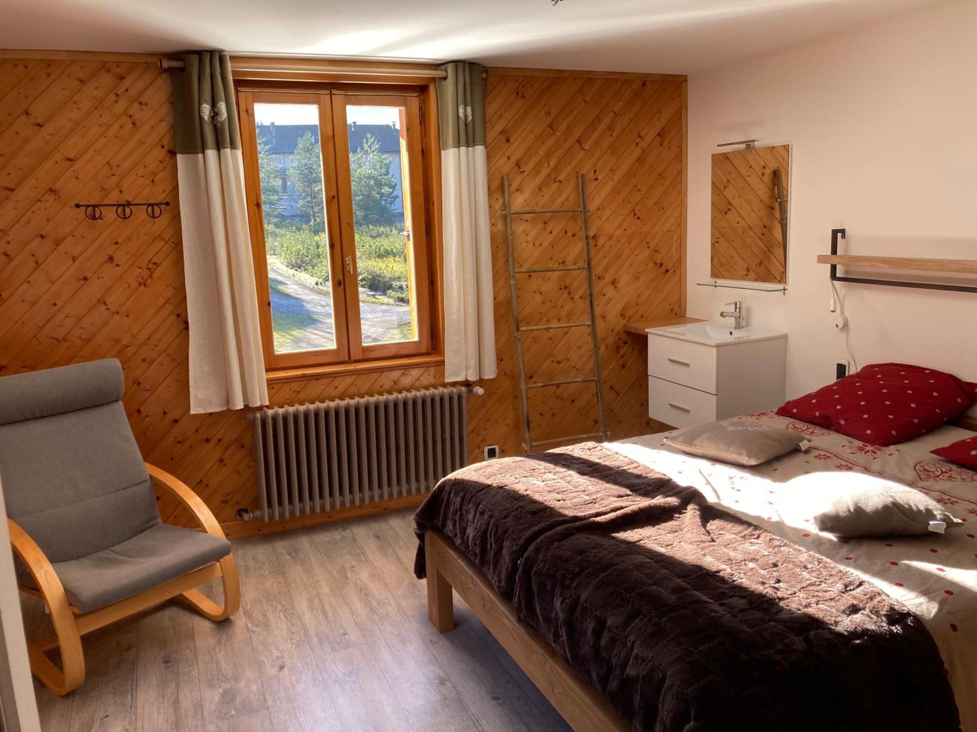 L'echo Des Vue Montagne Centre Village Sauna & Grill *
